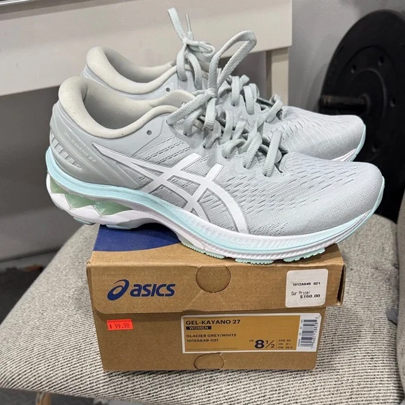 ASICS Gel-Kayano 27 Women's Sneakers - Light Gray and White - Picture 1 of 7